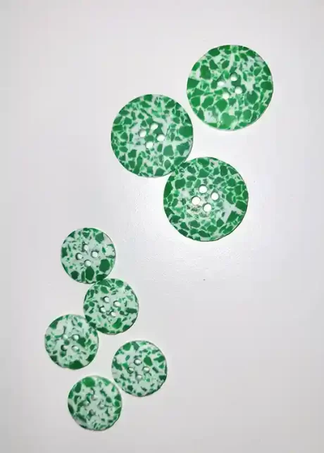 Eco-conscious scrap plastic 4-hole buttons, green (18mm/25mm)