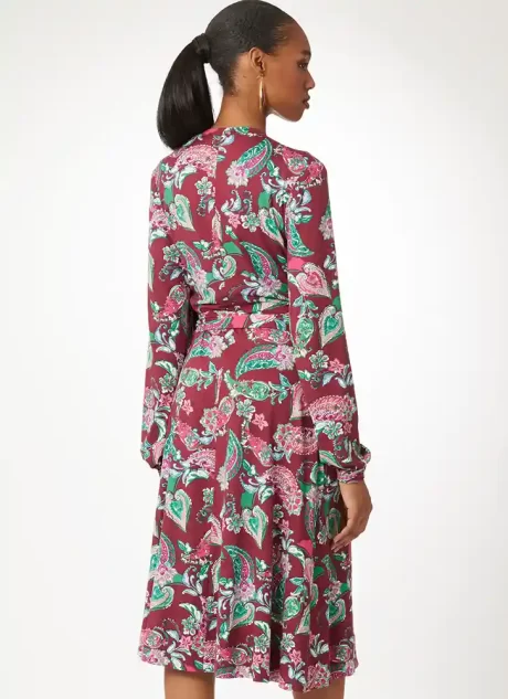 V2081 Misses' Wrap Dress by Diane Von Furstenberg - Image 20