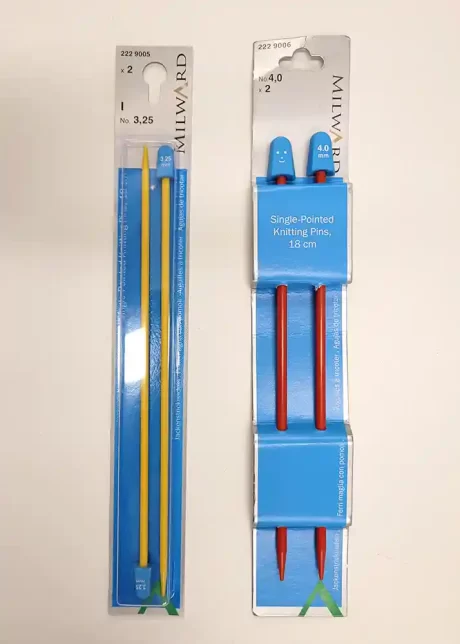 Single-ended children's 18cm plastic knitting needles